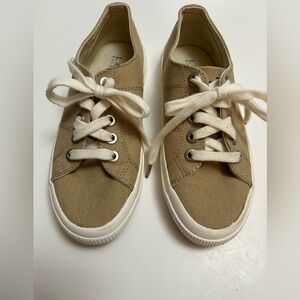 Lauren Ralph Lauren Medium Beige Canvas Fabric Sneakers Size 5B